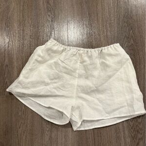 NWOT deiji studio white linen shorts